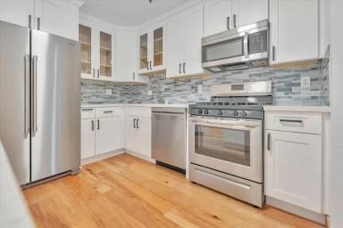 Main picture of Old Mill Condos