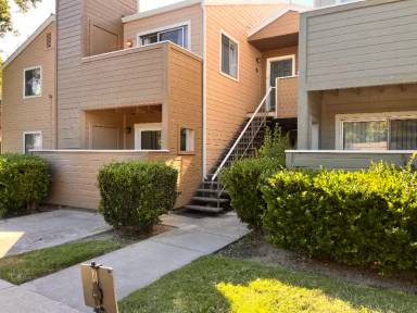 Main picture of Amherst Condominiums