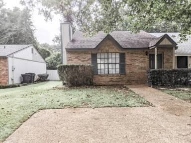 Main picture of 1098 Rockbrook Ct