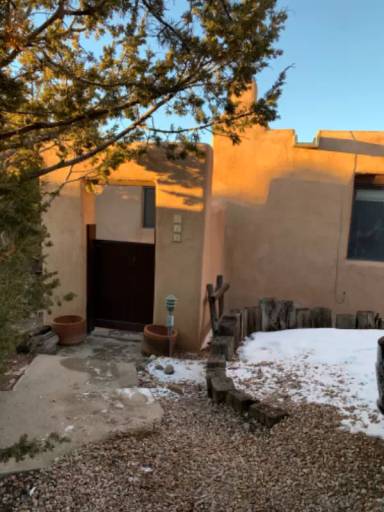 Main picture of 318 Calle Loma Norte