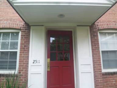 Main picture of 2511 Arlington Blvd