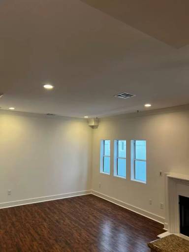 Main picture of 11048 La Maida St