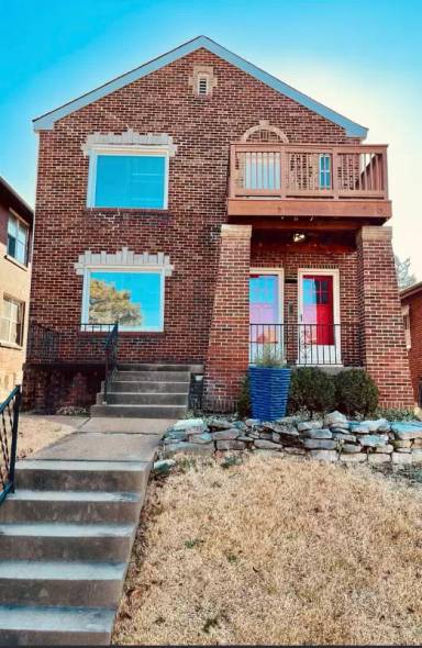 Main picture of 5164 Goethe Ave
