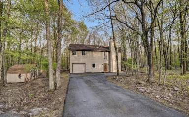 Main picture of 30 Thoreau