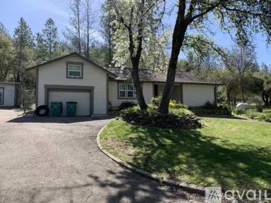 Main picture of 2861 Smith Flat School Rd