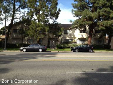 Main picture of 17331 Chatsworth St