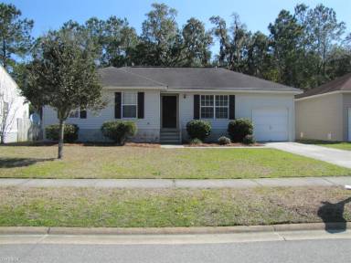 Main picture of 46 Leeward Dr