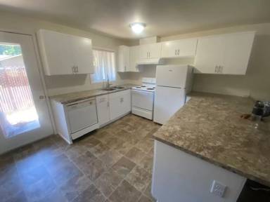Main picture of 1743 Murton St