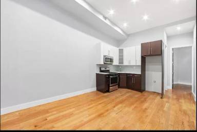 Main picture of 1254 Bushwick Ave