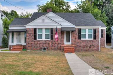 Main picture of 722 Hickman Rd