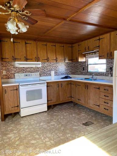 Main picture of 23199-23202 Dartmore Dr