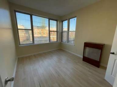 Main picture of 500 Hendrix St