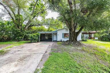 Main picture of 997 Cedarwood Ave
