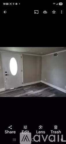 Main picture of 3204 W Beach St