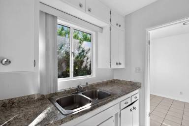 Main picture of 610 S Thornhill Rd