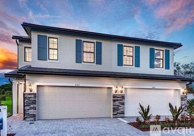 Main picture of Renaissance I Condo