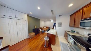 Main picture of 337 S 12th St