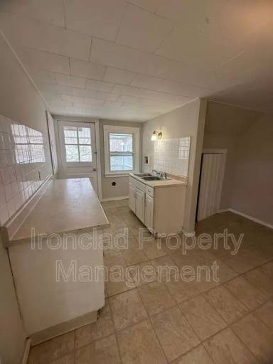 Main picture of 15 Union St