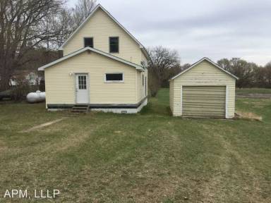 Main picture of 120 2nd St W