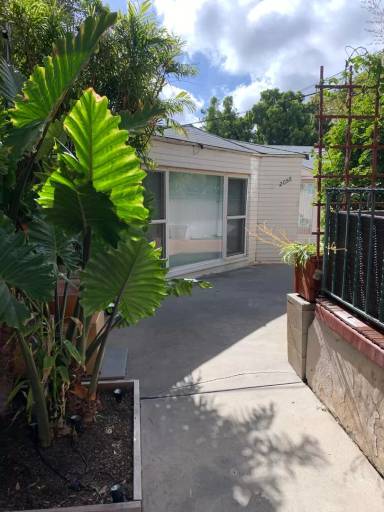 Main picture of 2050 2nd Ave