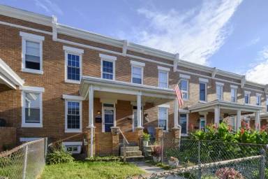 Main picture of 1109 W 40th St