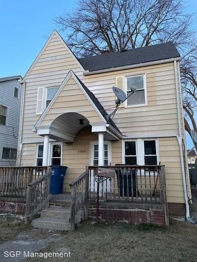 Main picture of 3506 Revere Dr