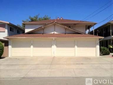 Main picture of 3452 Redwood Ct