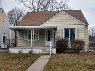 Main picture of 24700 Stanford St