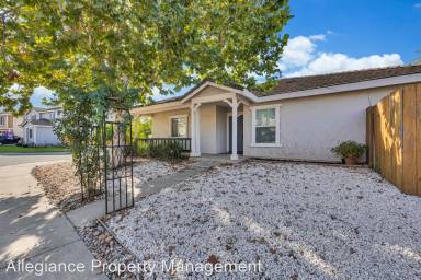 Main picture of 2357 Ivy Vine Way