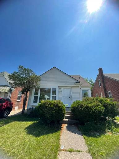 Main picture of 17610 Runyon St