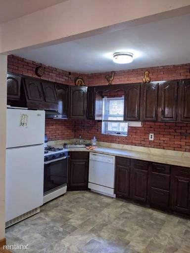 Main picture of 2508 W 1st St