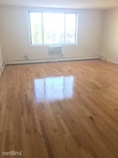 Main picture of 1515 W Morse Ave