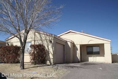 Main picture of 1732 Lee Loop NE