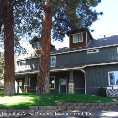 Main picture of 1749 NE Lotus Dr