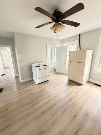 Main picture of 49 Wilson Ave