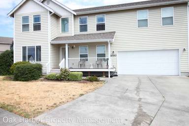 Main picture of 1050 NW Kelly Pl