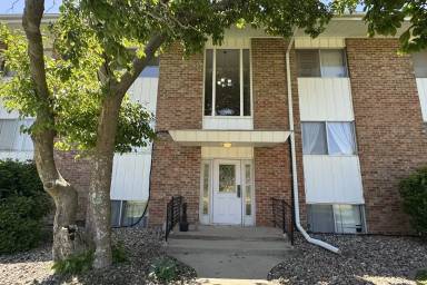 Main picture of 1003 Parkway Dr