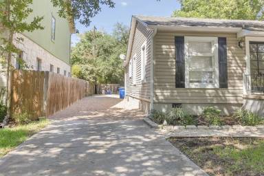 Main picture of 2702 Cherry Ln