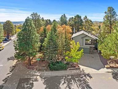 Main picture of 3125 E Hemberg Dr