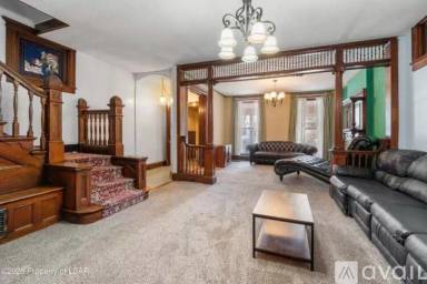 Main picture of 314 N Main St
