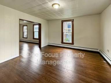 Main picture of 168 S Jones St