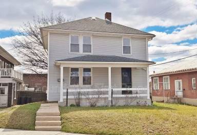 Main picture of 8 W Jackson St