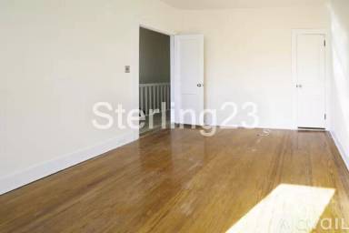 Main picture of 23 52 36 St