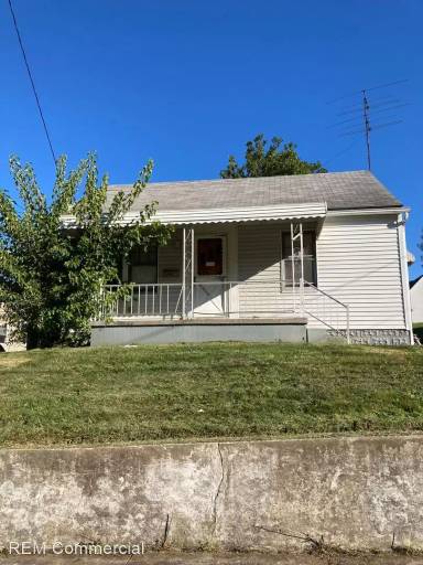 Main picture of 2439 Indiana Way NE