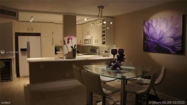 Main picture of 1302 NE 191st St