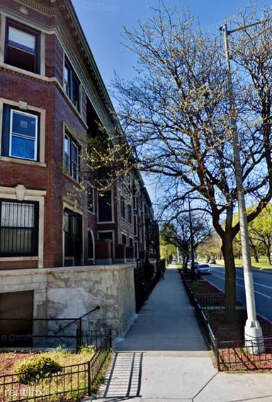 Main picture of 5258 S King Dr