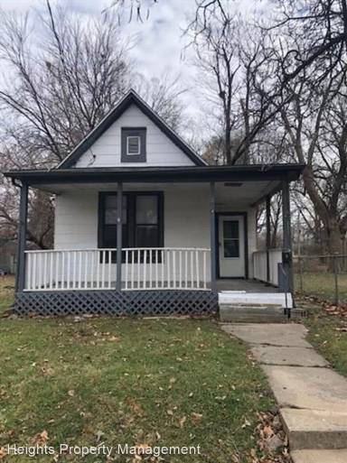 Main picture of 1316 N Bourland Ave