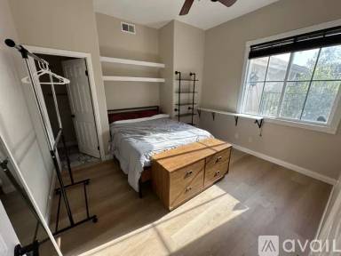 Main picture of 2244 Cannon Gate