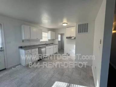 Main picture of 720 Sweetser Ave