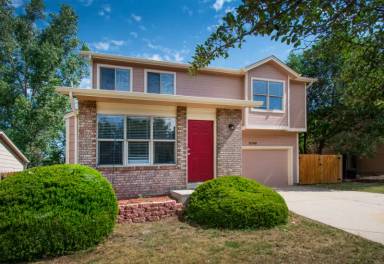 Main picture of 2540 Lyncrest Dr